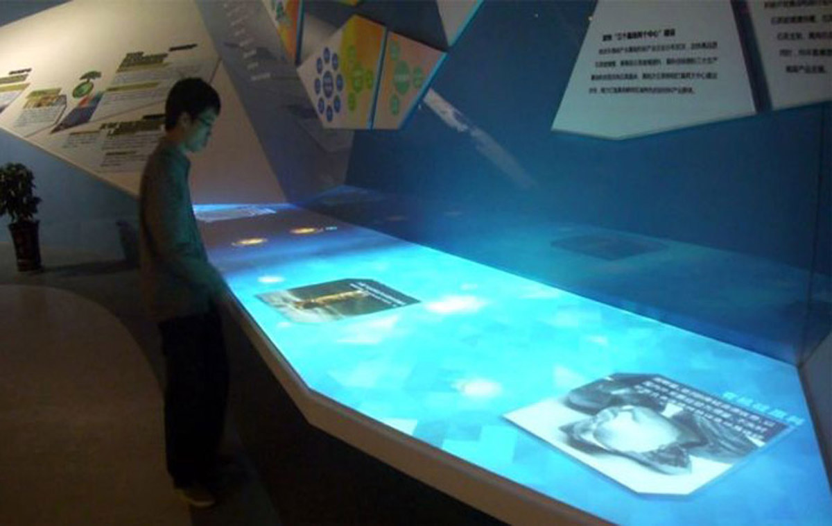 渭滨动感影院互动投影系统